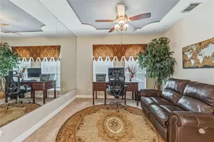 2914 Wilshire Ln, Baytown, TX 77521 - Photo 11