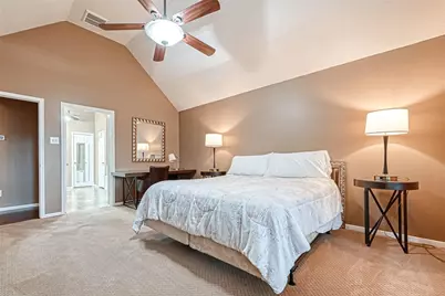 5213 Cottonwood Creek Lane, League City, TX 77573 - Photo 13