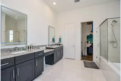 703 Bringhurst Street, Houston, TX 77020 - Photo 17