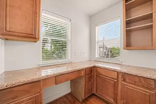 5806 Larkin St, Houston, TX 77007 - Photo 15