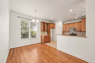 5806 Larkin St, Houston, TX 77007 - Photo 9