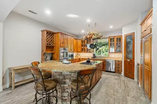 9902 Crestwater Cir, Magnolia, TX 77354 - Photo 11