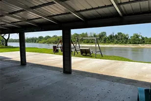 1074 W Taylor Lk Cir, Livingston, TX 77351 - Photo 15
