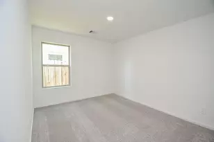 1542 San Sebastien Dr, Conroe, TX 77301 - Photo 21