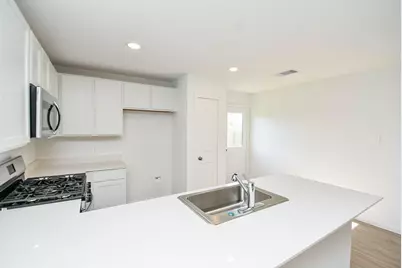 1542 San Sebastien Drive, Conroe, TX 77301 - Photo 15