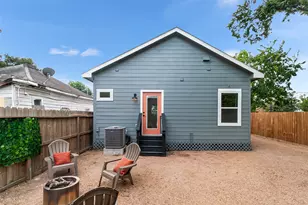 1308 Sydnor St, Houston, TX 77020 - Photo 23