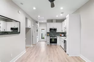 1308 Sydnor St, Houston, TX 77020 - Photo 9