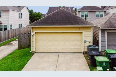 4918 Vista Village Lane, Houston, TX 77092 - Photo 33