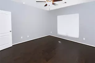 4918 Vista Village Ln, Houston, TX 77092 - Photo 17