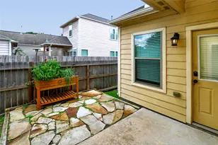 4918 Vista Village Ln, Houston, TX 77092 - Photo 25