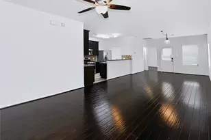 4918 Vista Village Ln, Houston, TX 77092 - Photo 3