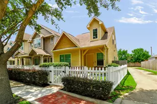 4918 Vista Village Ln, Houston, TX 77092 - Photo 1