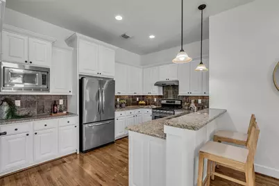 1122 W 18th Street, Houston, TX 77008 - Photo 13