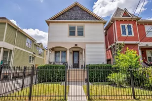 1122 W 18th St, Houston, TX 77008 - Photo 1
