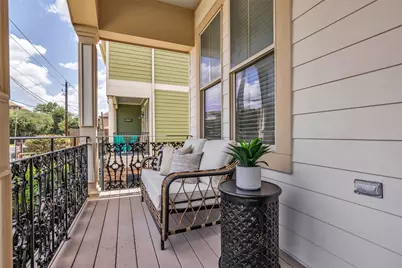1122 W 18th Street, Houston, TX 77008 - Photo 3