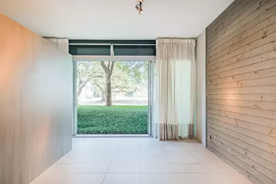 3600 Montrose Boulevard #104, Houston, TX 77006 - Photo 11