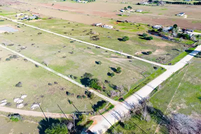 682 Schultz Road S, Sealy, TX 77474 - Photo 3