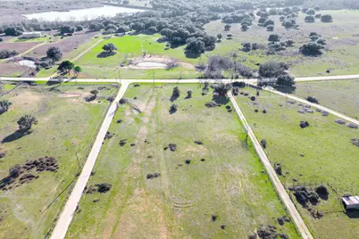 682 Schultz Road S, Sealy, TX 77474 - Photo 7