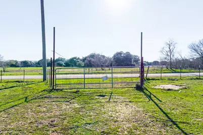 682 Schultz Road S, Sealy, TX 77474 - Photo 21