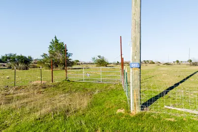682 Schultz Road S, Sealy, TX 77474 - Photo 27
