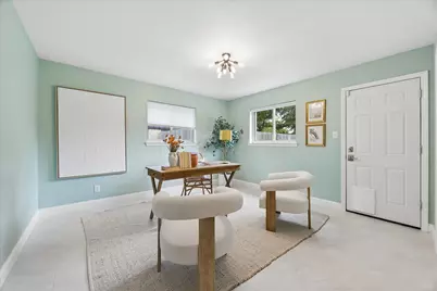 2406 Brooktree Drive, Houston, TX 77008 - Photo 15