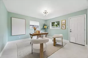2406 Brooktree Dr, Houston, TX 77008 - Photo 15