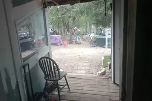 925 Cattlemens Row, Lockhart, TX 78644 - Photo 21