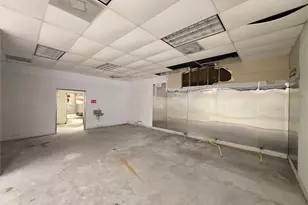 1616 Avenue F, Bay City, TX 77414 - Photo 21