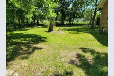 707 W Houston Street, Clarksville, TX 75426 - Photo 13