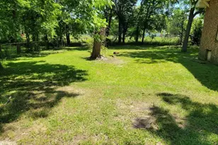 707 W Houston St, Clarksville, TX 75426 - Photo 13