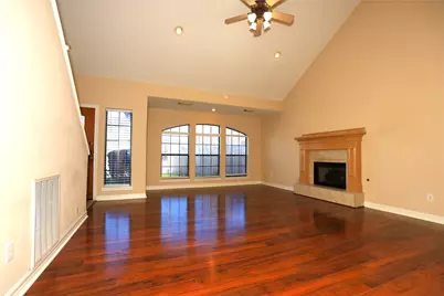 113 Silver Bay Lane, Lake Jackson, TX 77566 - Photo 3