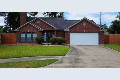 113 Silver Bay Lane, Lake Jackson, TX 77566 - Photo 1