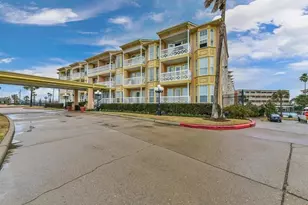 6300 Seawall Blvd, Galveston, TX 77551 - Photo 3