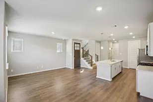 10014 Rustic Charm St, Houston, TX 77080 - Photo 7