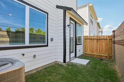 10014 Rustic Charm Street, Houston, TX 77080 - Photo 33