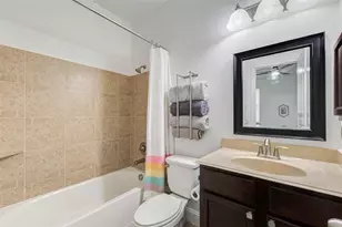 38 S Pinto Point Cir, The Woodlands, TX 77389 - Photo 31