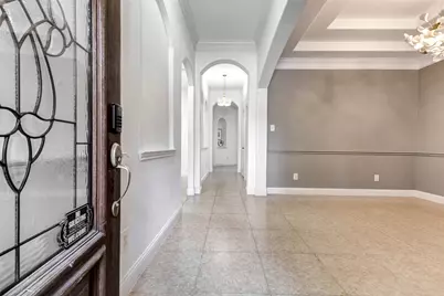 38 S Pinto Point Circle, The Woodlands, TX 77389 - Photo 5