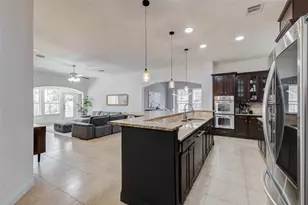 38 S Pinto Point Cir, The Woodlands, TX 77389 - Photo 19