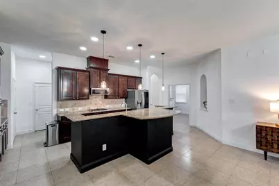 38 S Pinto Point Circle, The Woodlands, TX 77389 - Photo 17