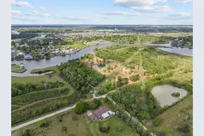 4700 Starboard Lane, Dickinson, TX 77539 - Photo 25