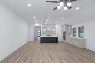 29792 Brushy Gables Dr, Magnolia, TX 77354 - Photo 5