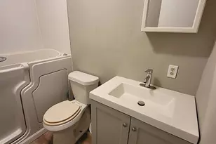 211 Peach St, Sweeny, TX 77480 - Photo 11