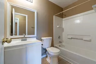 2006 Poco Dr, Missouri City, TX 77489 - Photo 11