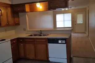 1715 Hazelwood St, Conroe, TX 77301 - Photo 5