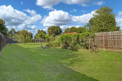 805 Trinity Street, Anahuac, TX 77514 - Photo 21