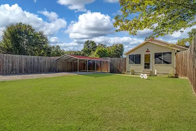 805 Trinity Street, Anahuac, TX 77514 - Photo 1