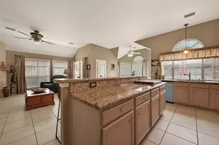 1815 Glen Oak Ct, Sugar Land, TX 77479 - Photo 11