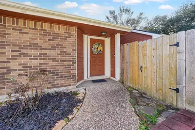 13563 Catalina Village Drive, Houston, TX 77083 - Photo 3