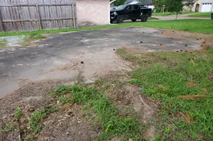 5611 Yorkwood St, Houston, TX 77016 - Photo 5