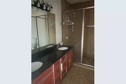 880 Prairie Street, Beaumont, TX 77701 - Photo 21